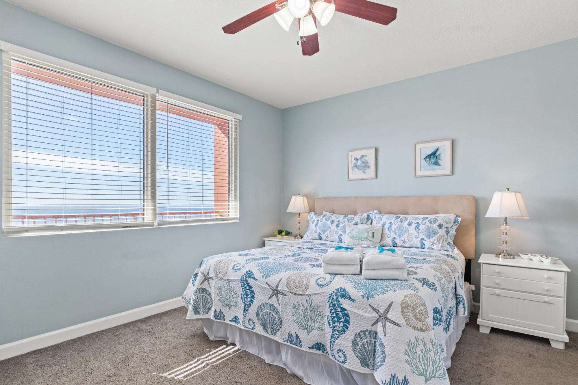 Penthouse With Beautiful Beach Views! 1 Bedroom, 2 Bathroom Penthouse! Panama City Beach Buitenkant foto